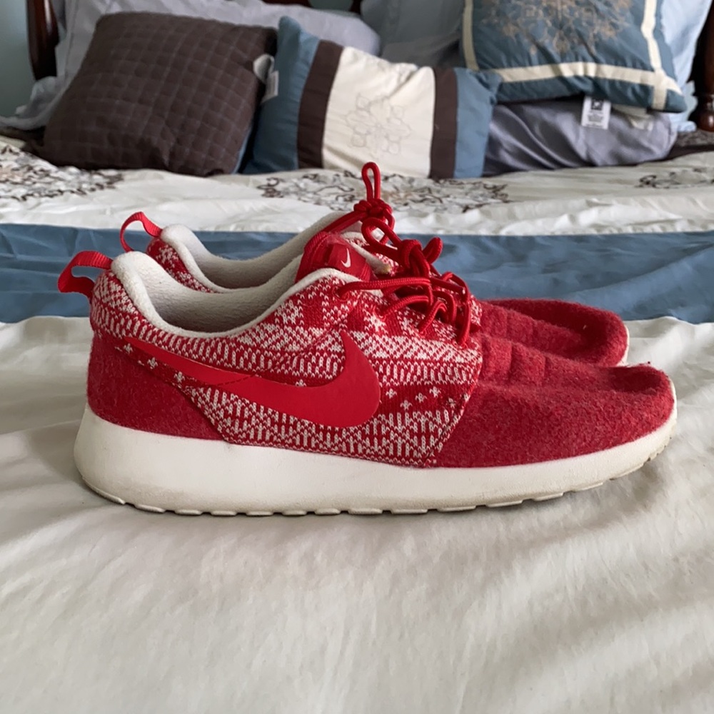 Red Nike Shoes